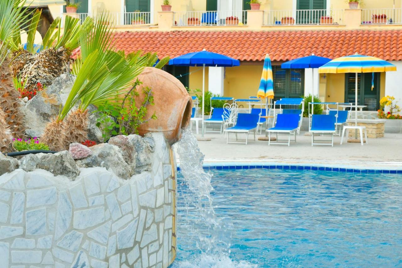 Hotel Terme Saint Raphael Barano dʼIschia Exterior foto