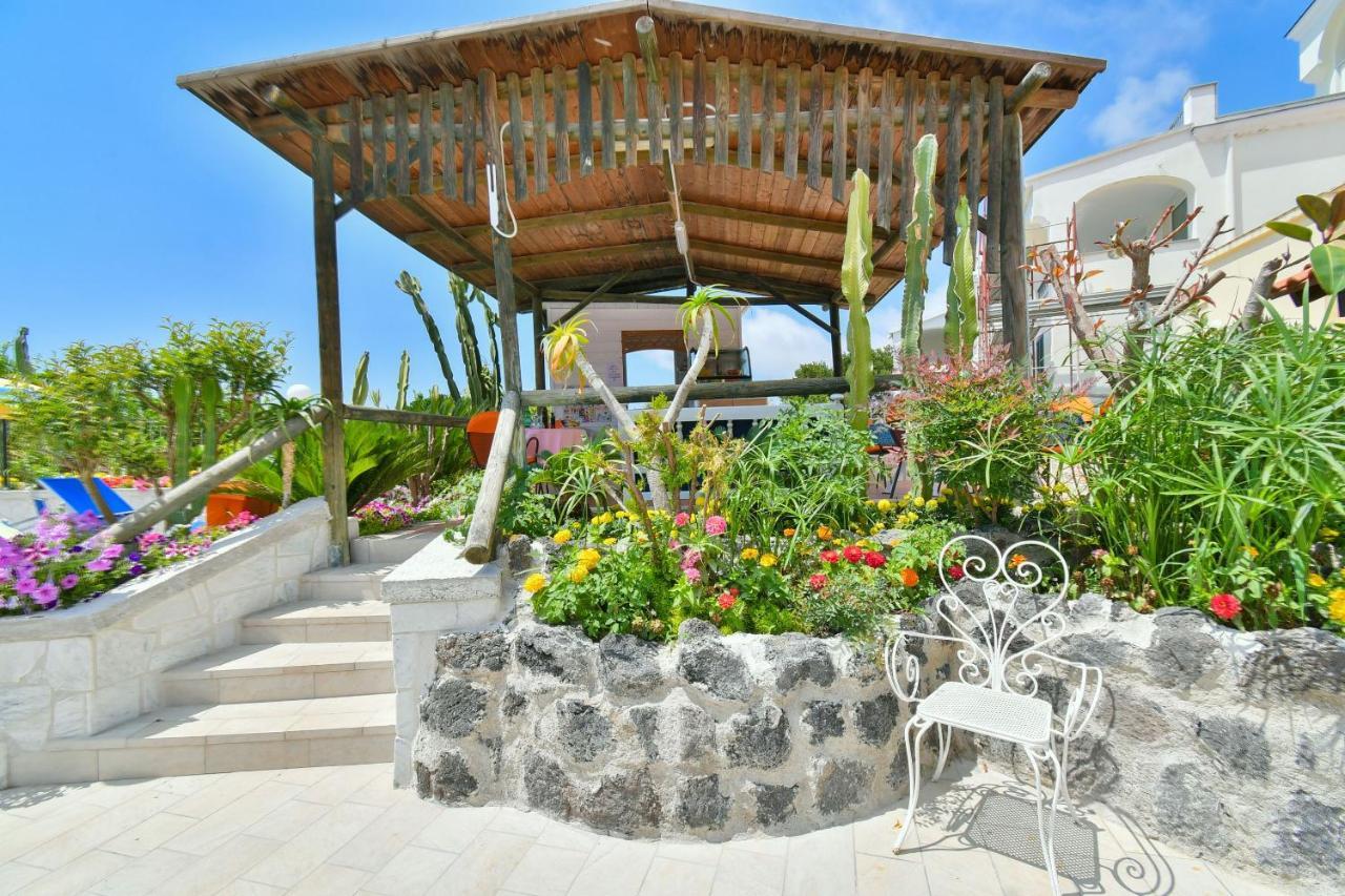 Hotel Terme Saint Raphael Barano dʼIschia Exterior foto